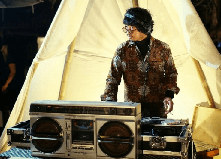 Pemuda Sinarmas, Bersinar Menjadi Cassette Jockey